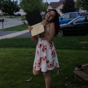 Meet your Posher, Marisa